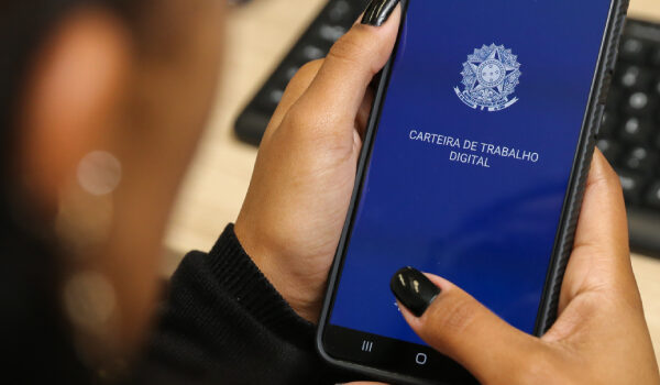 Minas Gerais tem mais de 17 mil vagas de emprego disponíveis nos postos do Sine